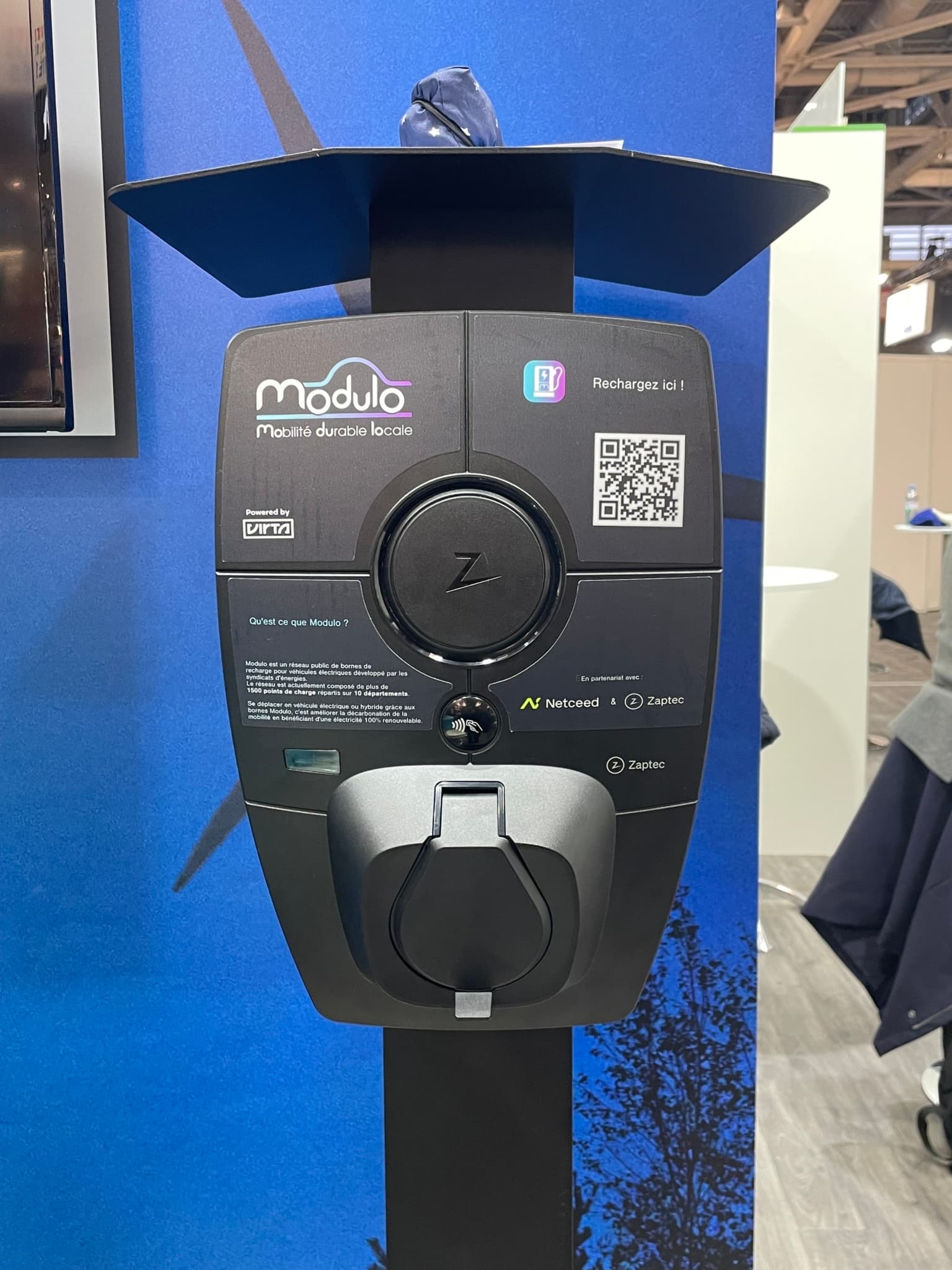 Borne de recharge Zaptec Pro
