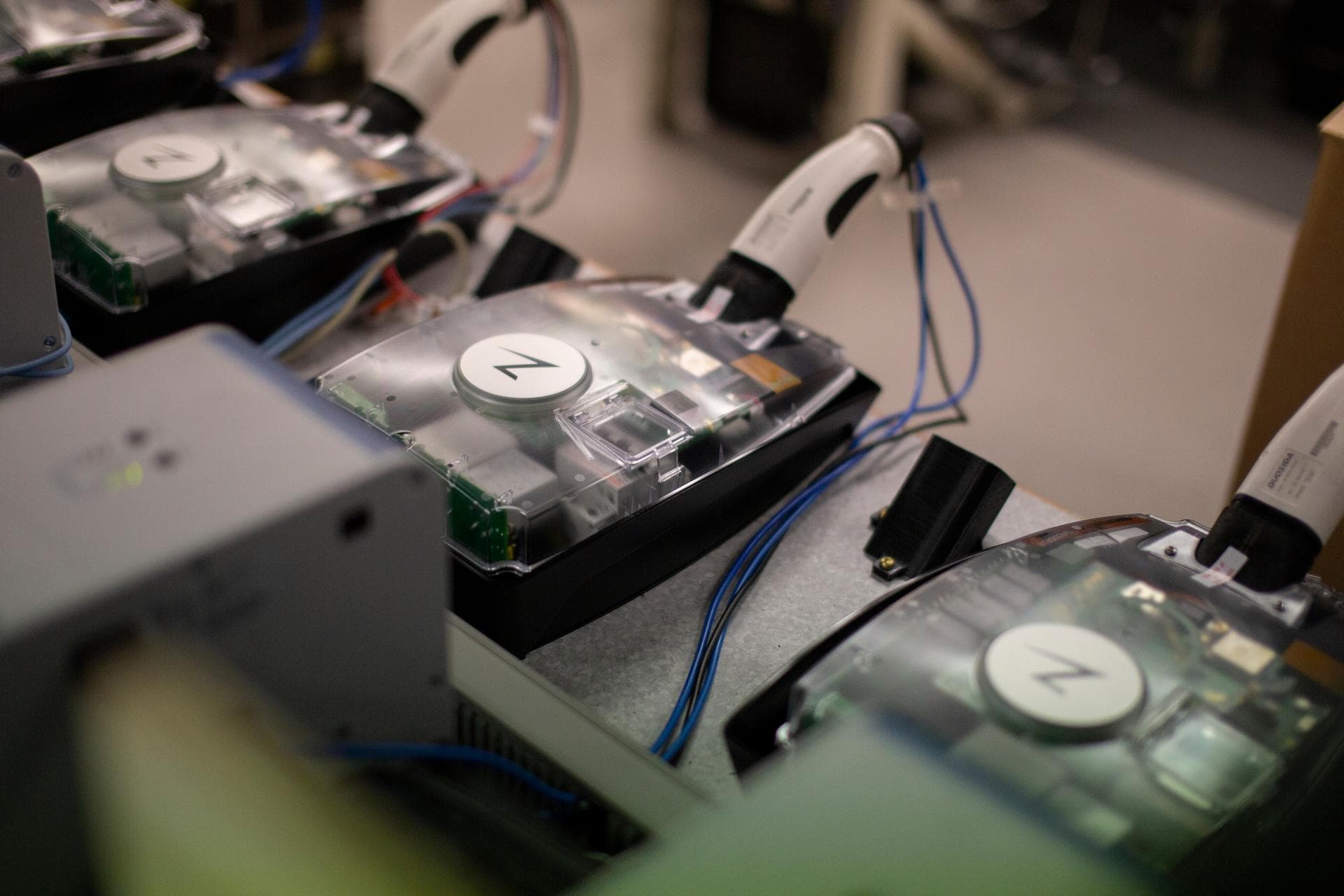 Zaptec Pro laddare under testning